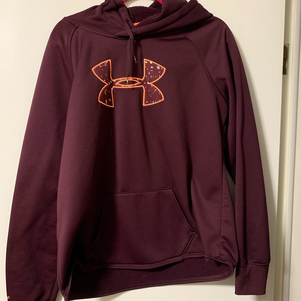 Under Armour Sweatshirt